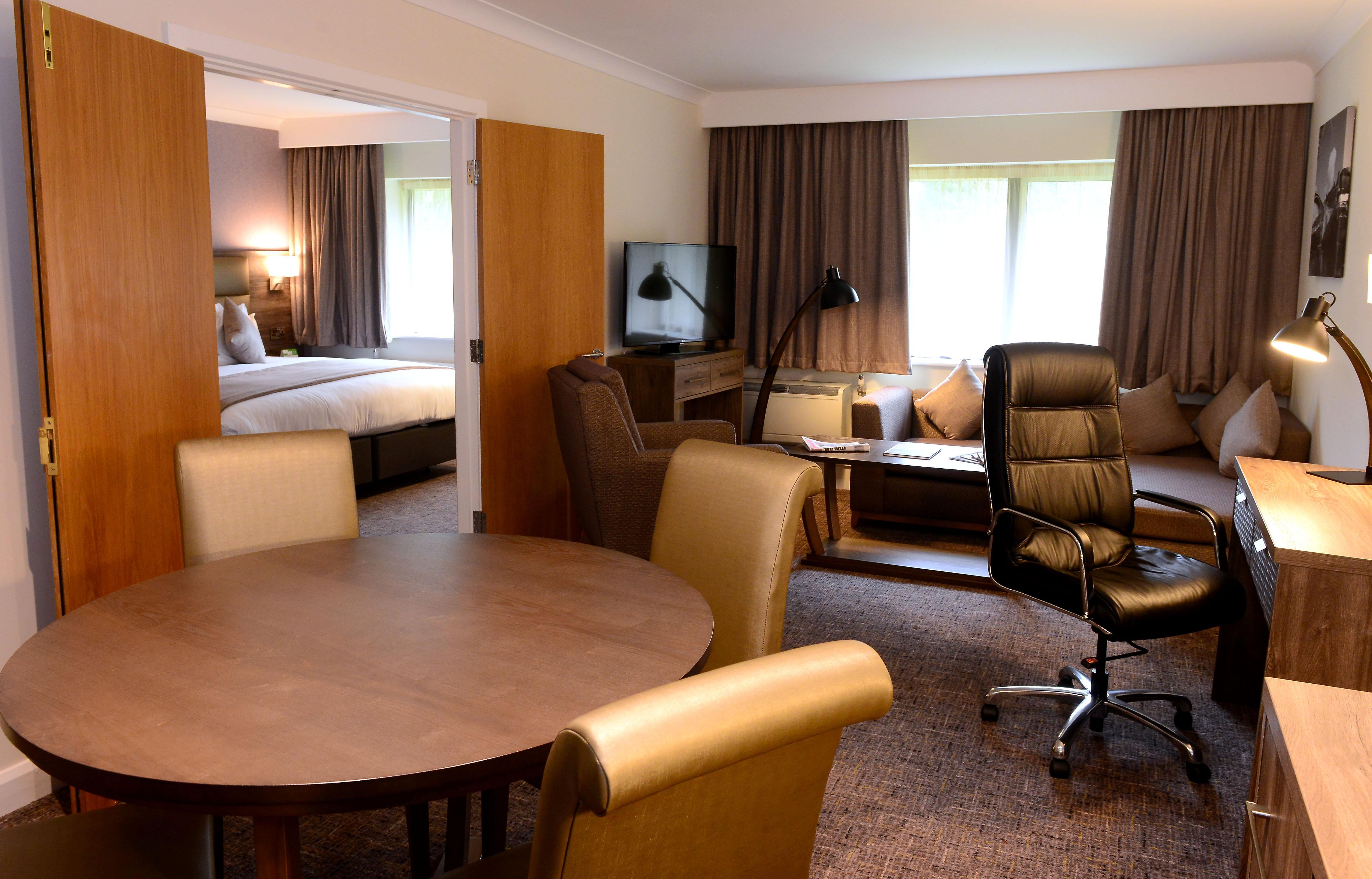 Holiday Inn Telford Ironbridge By Ihg Esterno foto