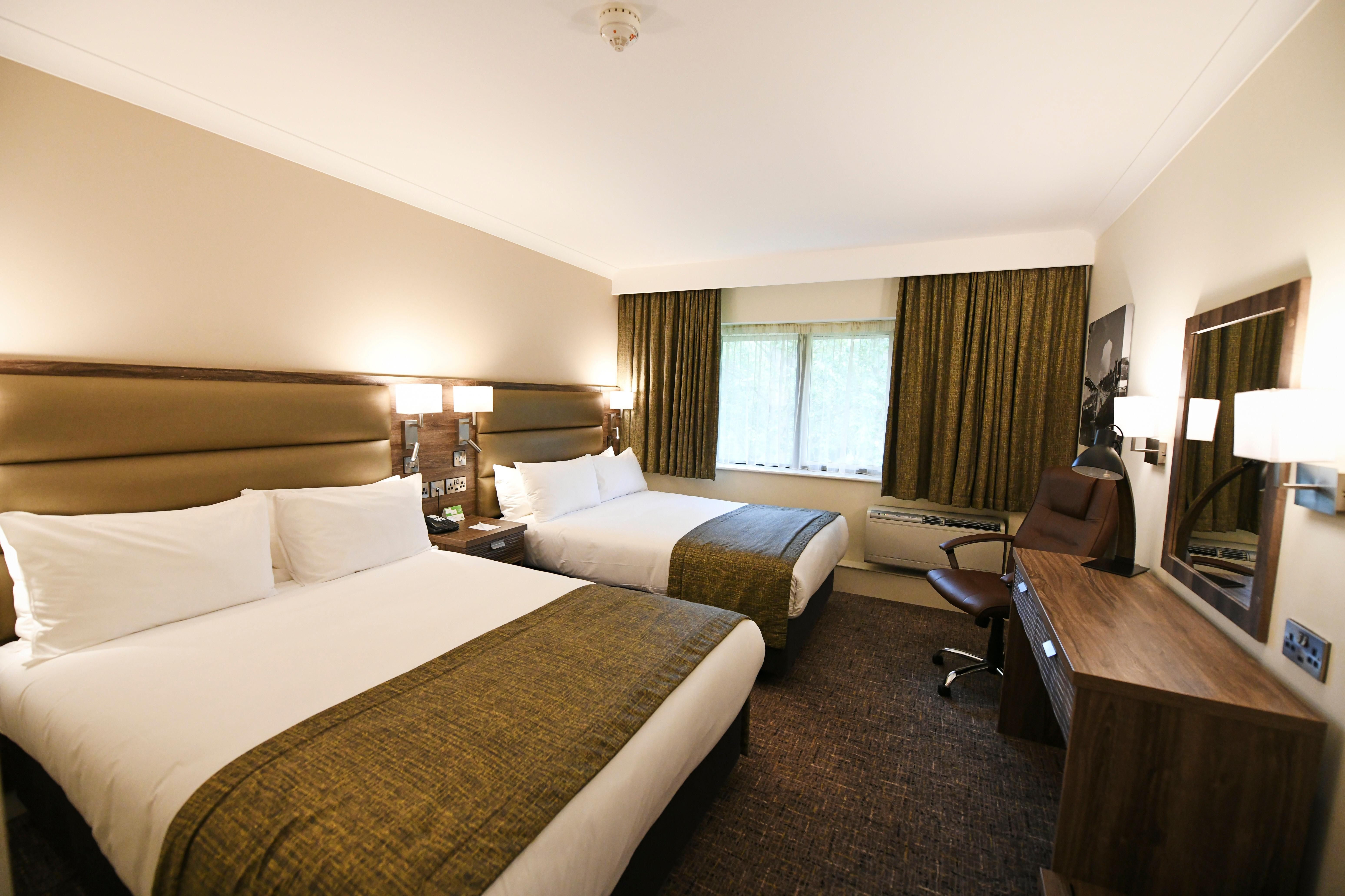 Holiday Inn Telford Ironbridge By Ihg Esterno foto