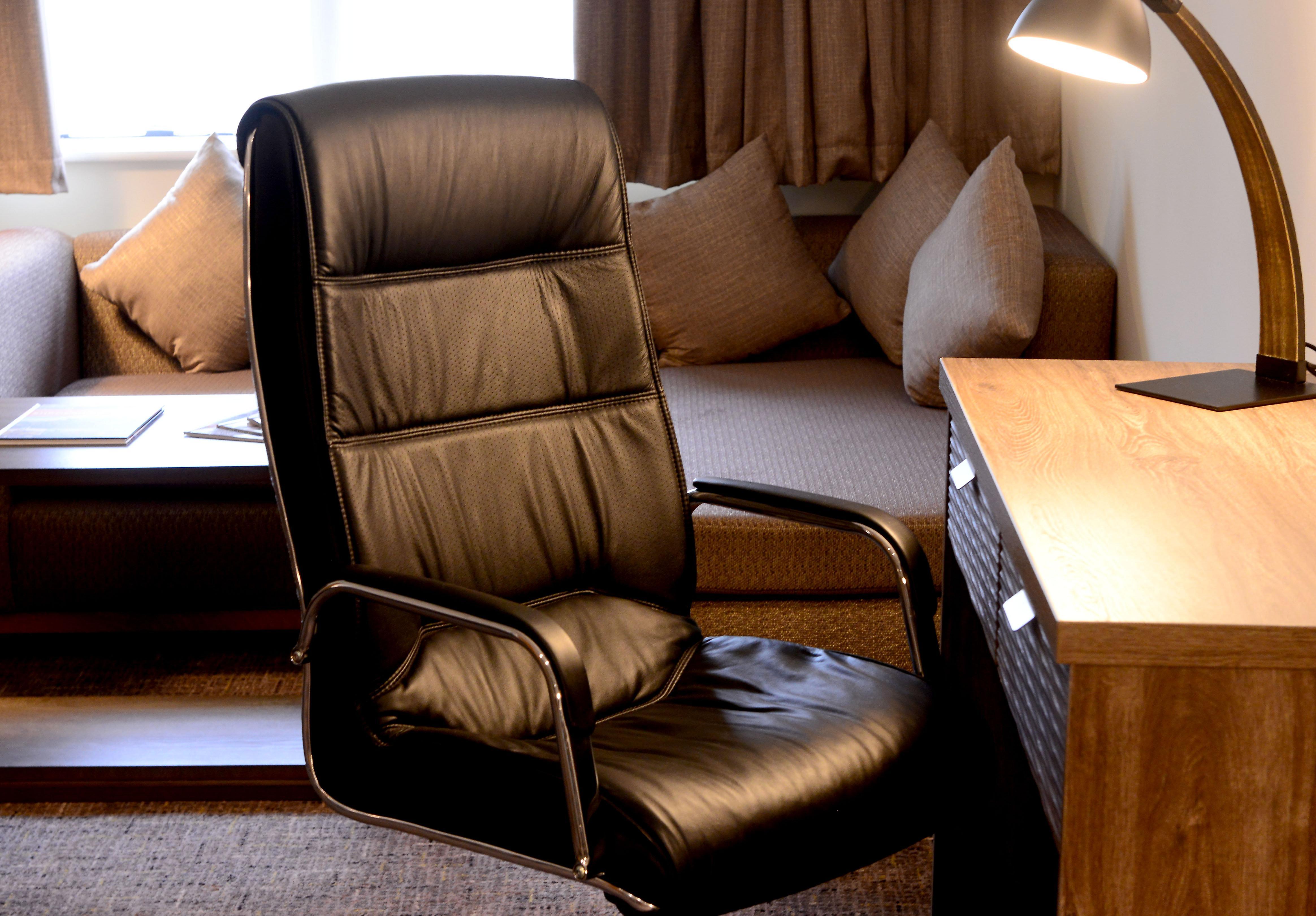 Holiday Inn Telford Ironbridge By Ihg Esterno foto