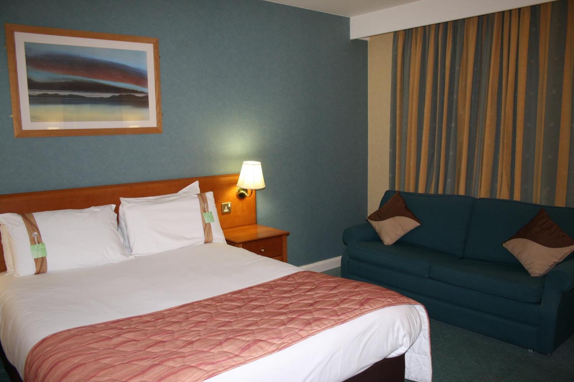 Holiday Inn Telford Ironbridge, An Ihg Hotel Esterno foto