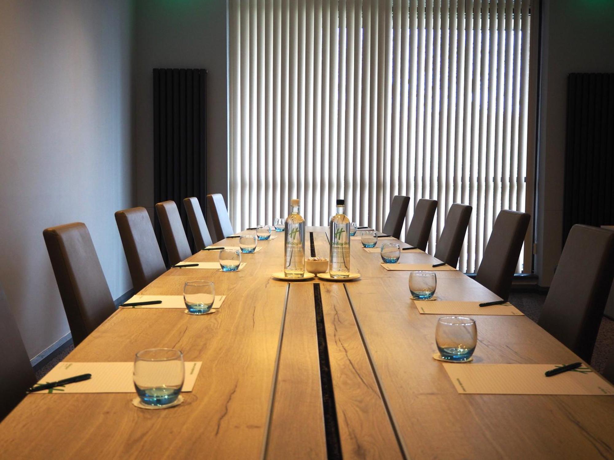 Holiday Inn Telford Ironbridge By Ihg Esterno foto