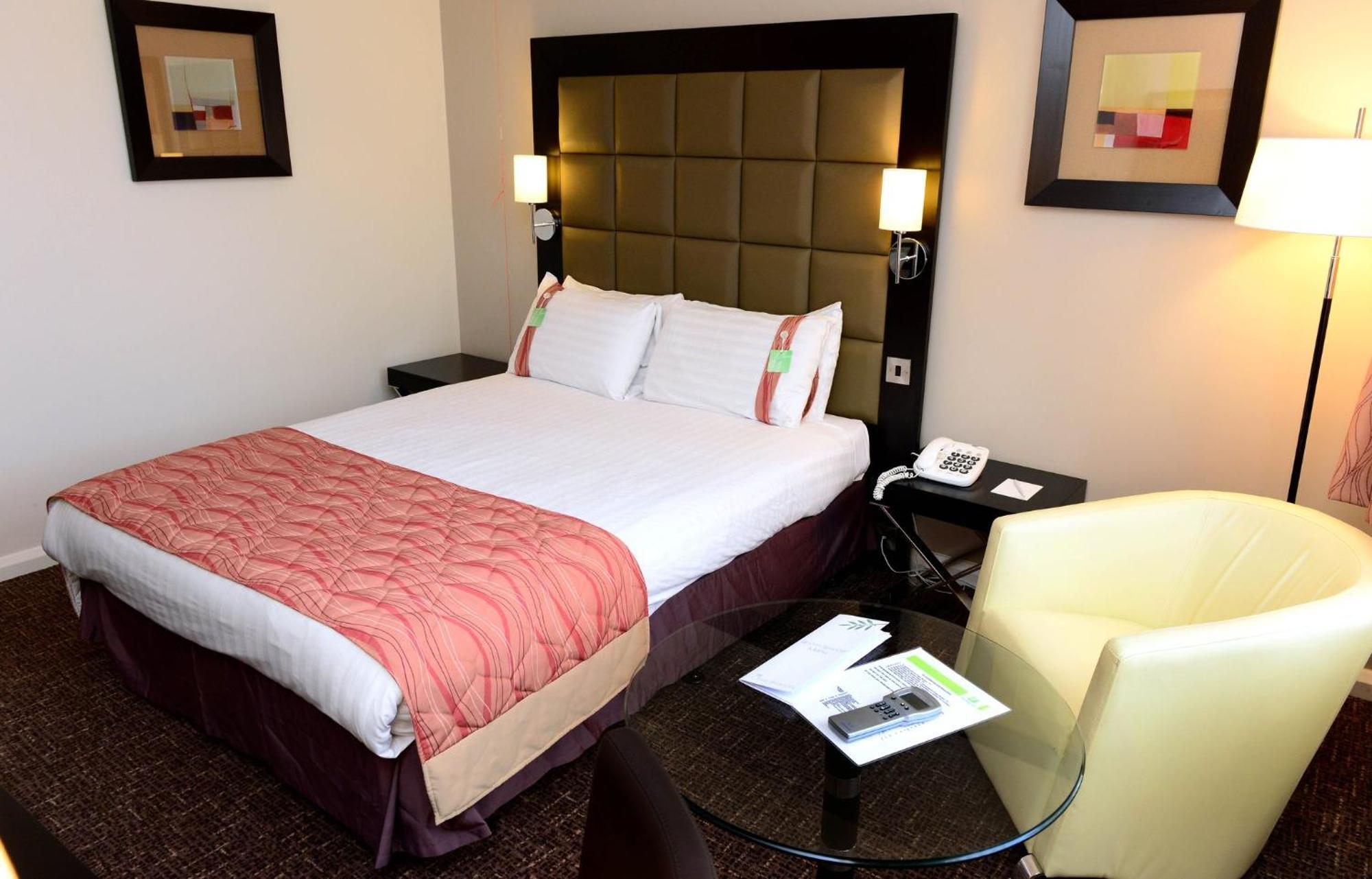Holiday Inn Telford Ironbridge By Ihg Esterno foto