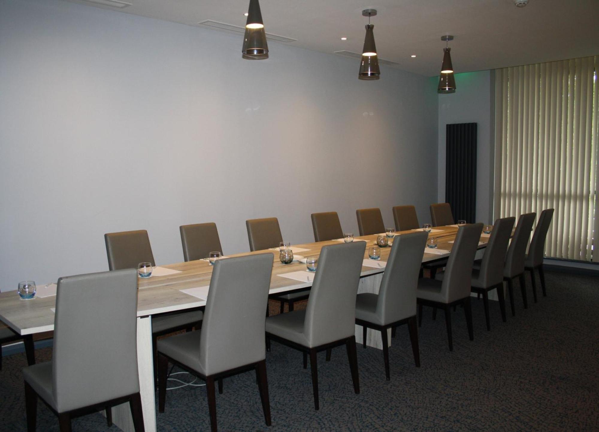 Holiday Inn Telford Ironbridge By Ihg Esterno foto